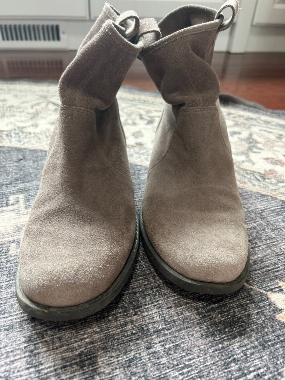 Sole Society Gray Suede Booties Size 8.5 EUC - Picture 5 of 7